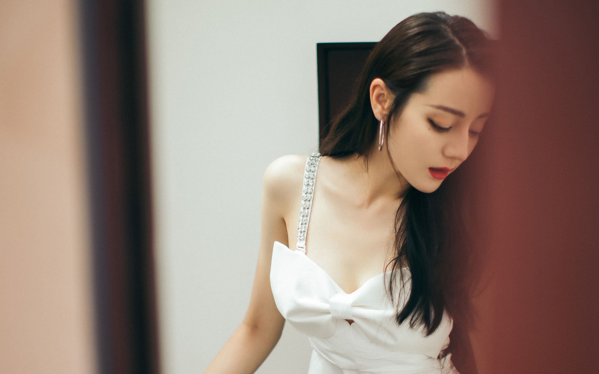 巴西骑手丽莎·卡瓦略在巴黎奥运会盛装舞步比赛中获得第十名，展现出色表现。