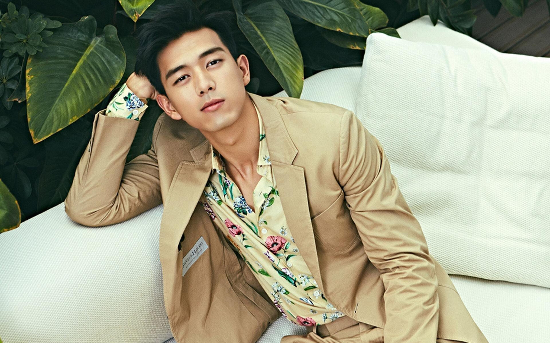 广场舞成为城市风景线，城市广场舞图片