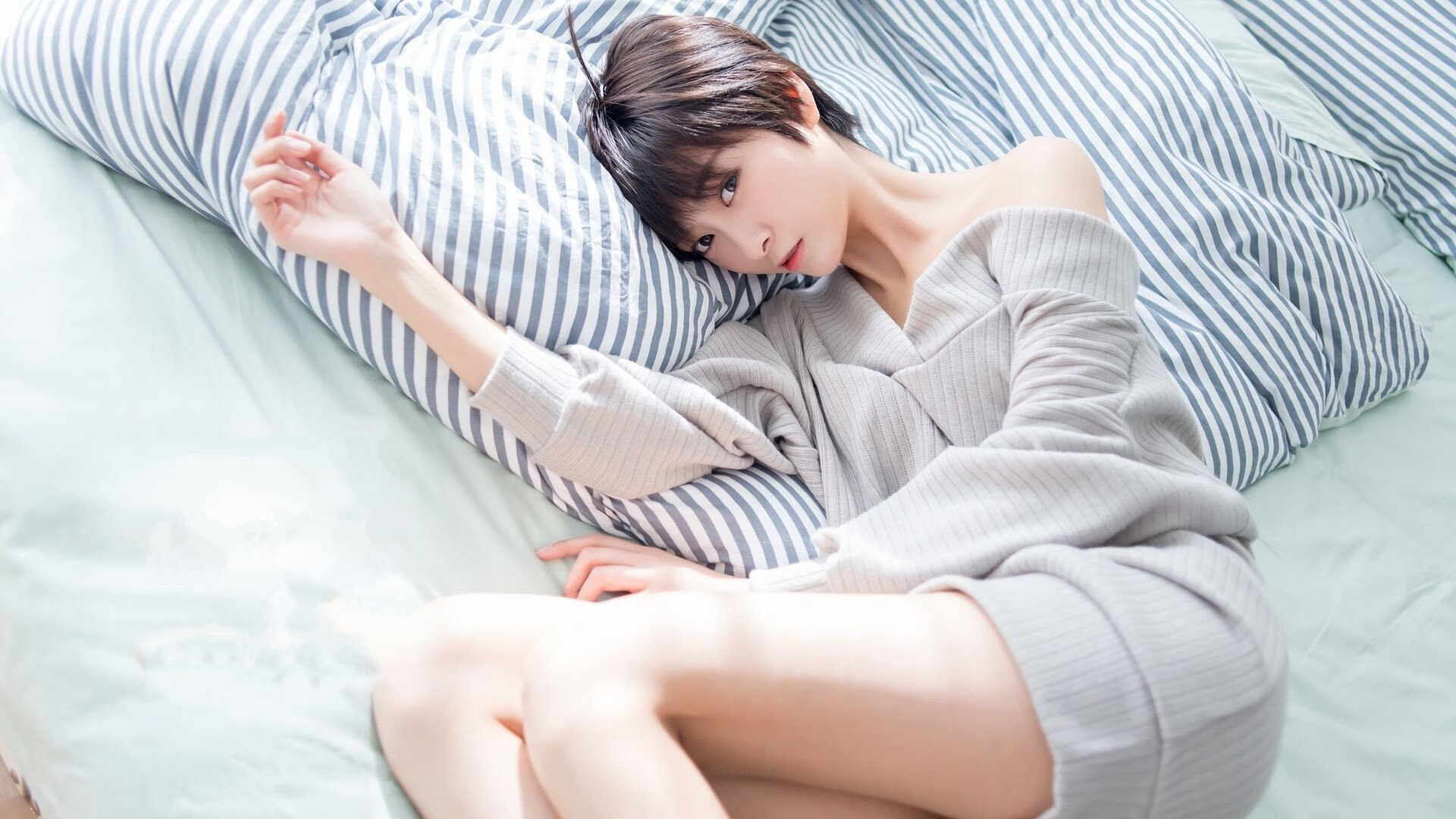 “逆境突围:极端天气下的英雄时刻”,逆境中突围