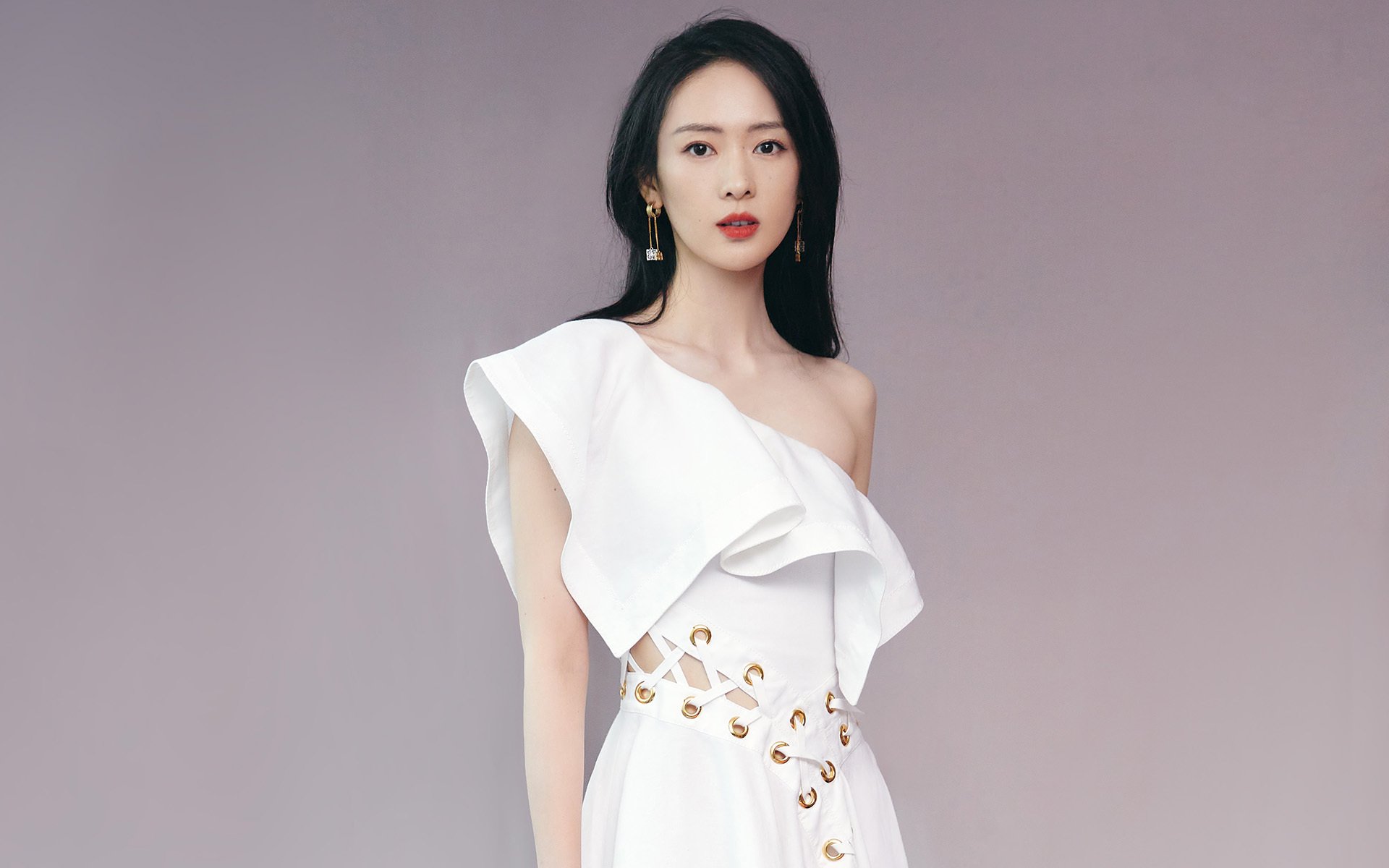 “青少年足球训练营获奖学金政策支持,鼓励坚持”,青少年足球培训学校